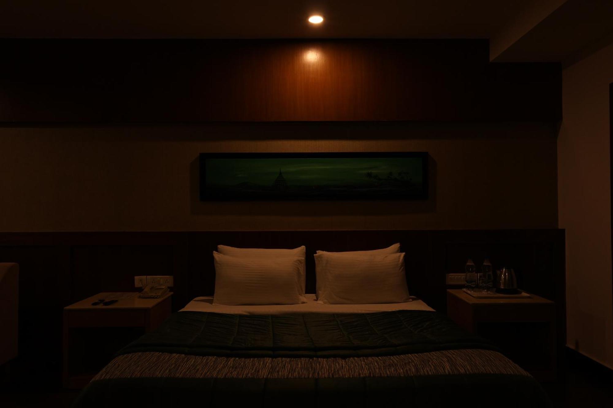 Vgp Golden Beach Resort Chennai Esterno foto