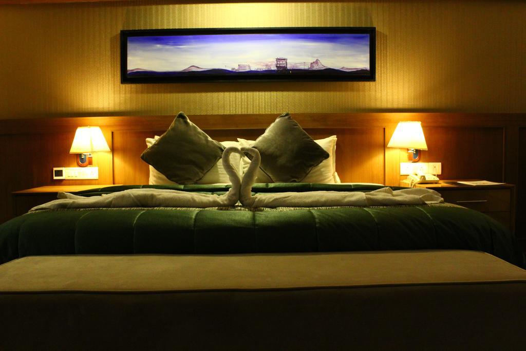 Vgp Golden Beach Resort Chennai Esterno foto