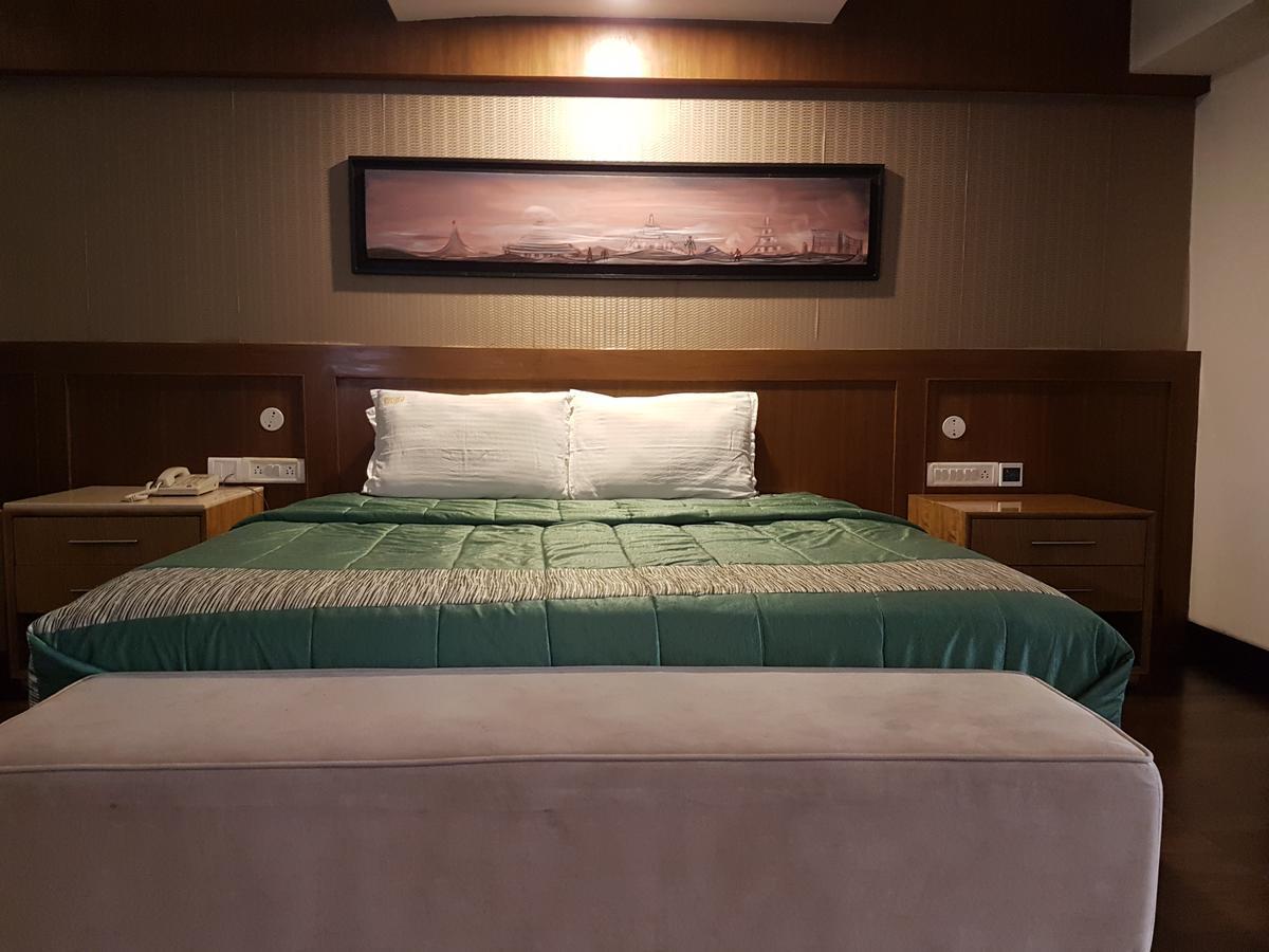 Vgp Golden Beach Resort Chennai Esterno foto